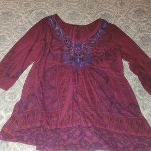 Cute top lots of detail and sequin collar